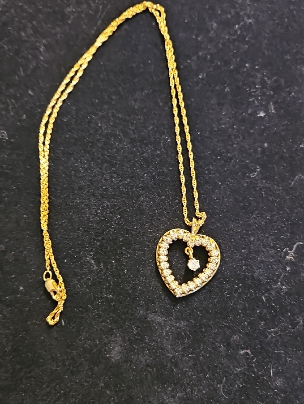 Gold Heart Pendant Necklace with 24 Round brilliant Cut Diamon - Women's Jewelry